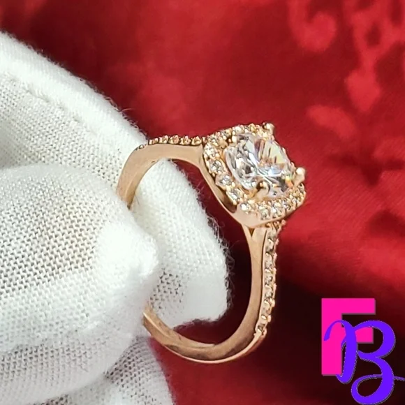 ***NEW!*** Rose Gold Halo CZ Ring - Picture 2 of 8